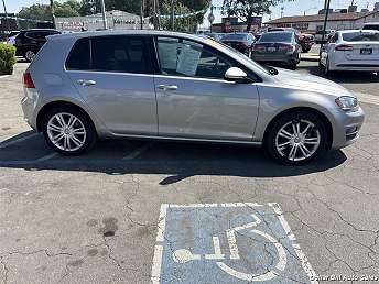 2015 Volkswagen Golf SE 