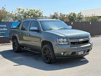 2011 Chevrolet Avalanche 1500 LS 