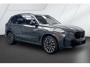 2025 BMW X5 M60i 