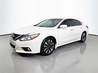 2017 Nissan Altima SV 