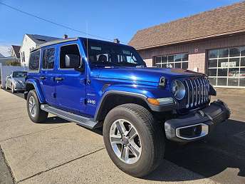 2018 Jeep Wrangler Sahara 