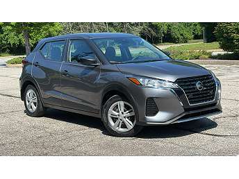 2021 Nissan Kicks S 