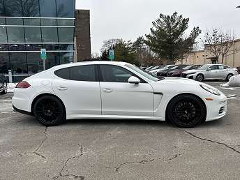 2015 Porsche Panamera 4 