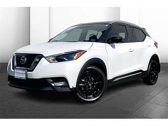 2020 Nissan Kicks SR 