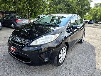 2013 Ford Fiesta SE 