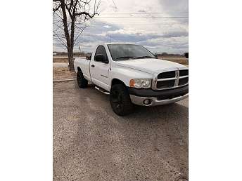 White Dodge Ram 1500 Pickup 2003