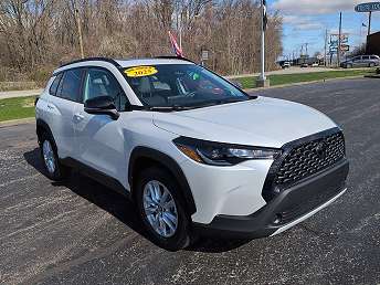 2025 Toyota Corolla Cross LE 