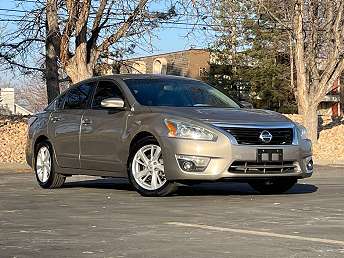 2015 Nissan Altima SV 