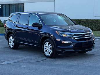 2017 Honda Pilot LX 