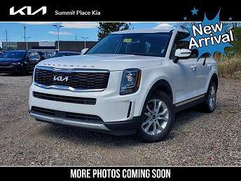 2022 Kia Telluride LX 