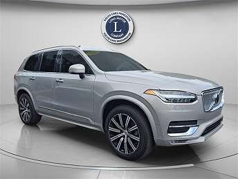 2025 Volvo XC90 B6 Plus 