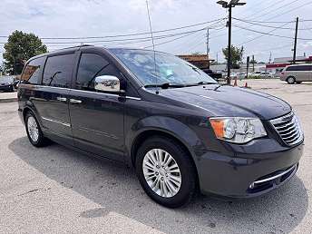 2012 Chrysler Town & Country Touring 