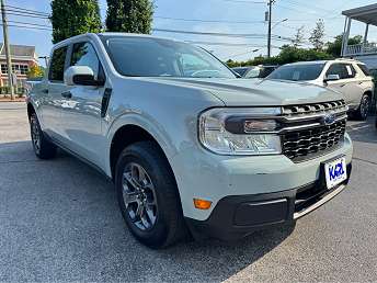 2023 Ford Maverick XLT 