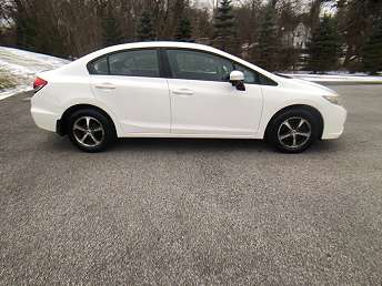 White Honda Civic Sedan 2015