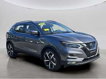 2022 Nissan Rogue Sport SL 