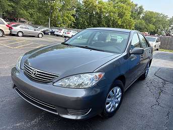 2005 Toyota Camry LE 