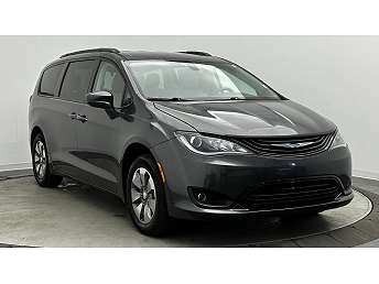 2018 Chrysler Pacifica Touring-L 