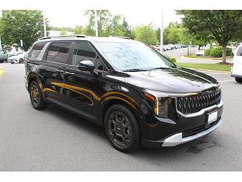 Black Kia Carnival Minivan 2025