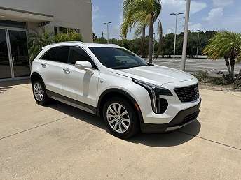 2023 Cadillac XT4 Premium Luxury 