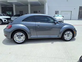 2019 Volkswagen Beetle 