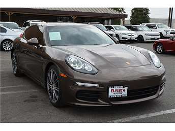 Bronze Porsche Panamera Sedan 2016