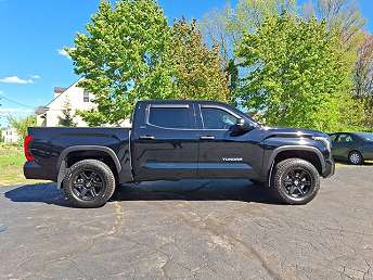 2023 Toyota Tundra SR5 