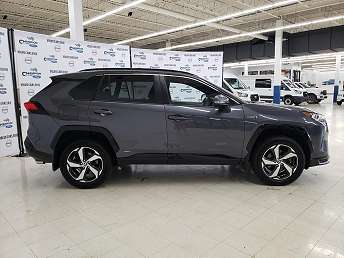 2021 Toyota RAV4 SE 