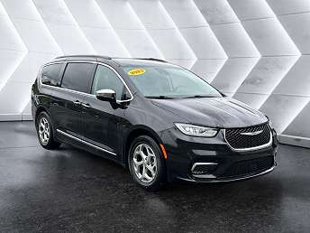Used Chrysler Pacifica Limited for Sale Near Me - CARFAX