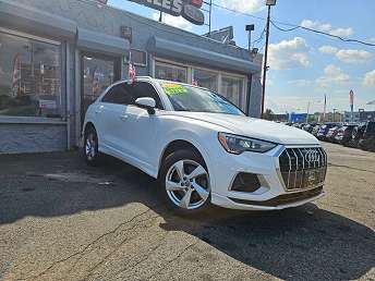 2020 Audi Q3 Premium 