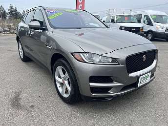 2018 Jaguar F-Pace Premium 