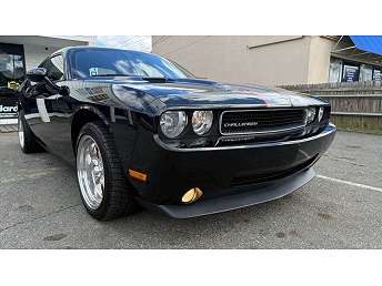 2010 Dodge Challenger SE 