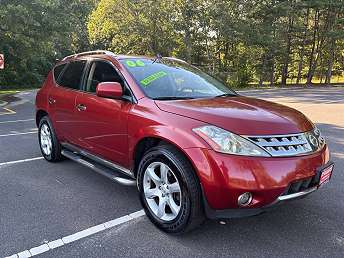 Red Murano SUV 2006