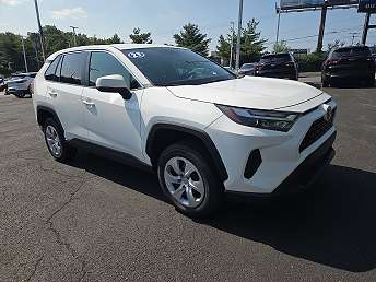 2023 Toyota RAV4 LE 