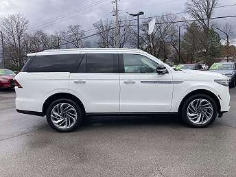 2025 Lincoln Navigator Reserve 