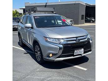 Silver Mitsubishi Outlander SUV 2018