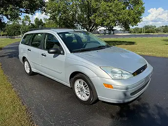 2002 Ford Focus Review, Pricing, and Specs | CARFAX
