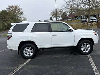 2023 Toyota 4Runner SR5 